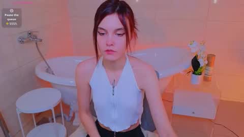 Snapshot of susiemorris chatting on November 16, 2025, 9:59 am Susie online show from November 16, 2025, 9:59 am