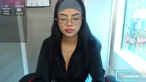 Susan online show from February 27, 2025, 2:54 pm