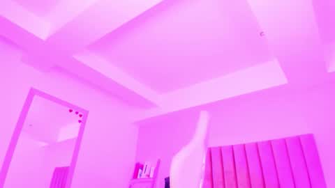 Snapshot of sussan_nicolle1 chatting on November 5, 2025, 12:16 pm Sussan Nicole online show from November 5, 2025, 12:16 pm