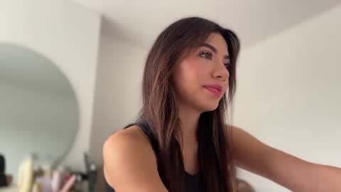  Susy  online show from September 20, 2025, 8:32 pm