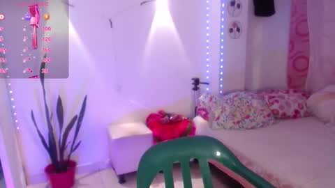 susy online show from December 15, 2025, 1:43 am