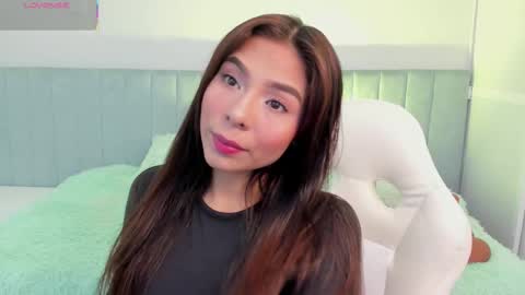 sussy_sweet4u online show from September 9, 2025, 10:15 am