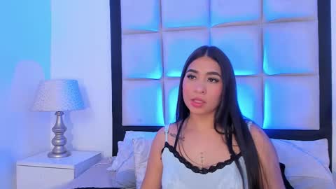 sussyfoxx_ online show from February 13, 2026, 12:34 pm