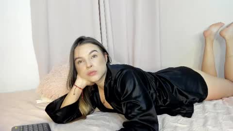 suzan__cooper2 online show from July 10, 2026, 4:39 am