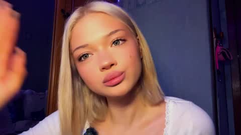 Stacy online show from March 31, 2026, 4:02 am