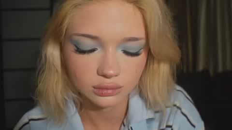 Snapshot of suzannabarmes chatting on July 11, 2026, 9:05 pm Stacy online show from July 11, 2026, 9:05 pm