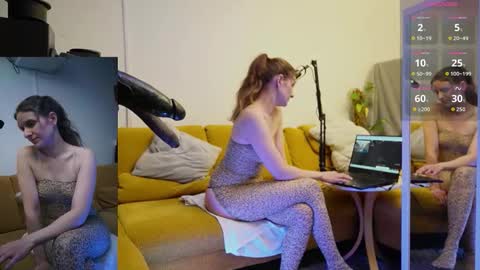 suzannexxxxxx online show from March 1, 2026, 10:23 pm