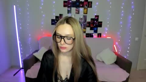 Suzie q online show from December 20, 2025, 9:49 am