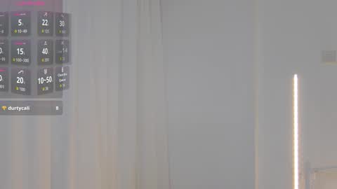 Suzi online show from November 4, 2025, 2:16 pm