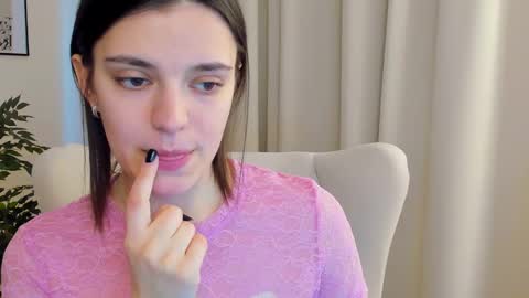 Suzy  next stream  Thursday Friday Saturday online show from February 25, 2025, 5:41 am