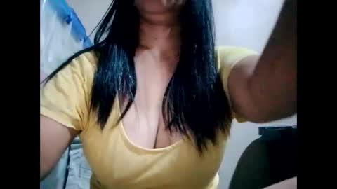 suzzie_hot online show from January 17, 2025, 10:22 am