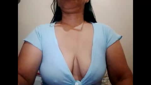 suzzie_hot online show from February 24, 2025, 9:41 pm