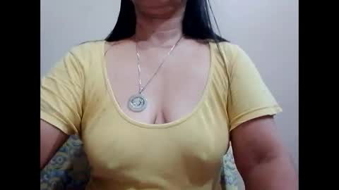 suzzie_hot online show from March 2, 2025, 12:54 pm