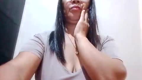 suzzie_hot online show from November 29, 2025, 10:02 pm