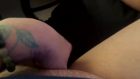 Snapshot of swallowme2121 chatting on December 14, 2024, 5:40 am Swallow me online show from December 14, 2024, 5:40 am