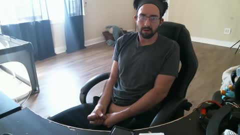 Swals online show from February 4, 2025, 8:28 pm