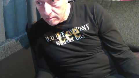 Snapshot of swartarn chatting on April 12, 2026, 5:12 am ArnSwart online show from April 12, 2026, 5:12 am