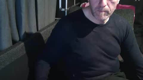 Snapshot of swartarn chatting on May 25, 2026, 10:05 pm ArnSwart online show from May 25, 2026, 10:05 pm