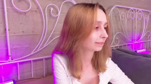 Snapshot of sweatee_fluff chatting on May 26, 2026, 4:36 pm RACHEL online show from May 26, 2026, 4:36 pm