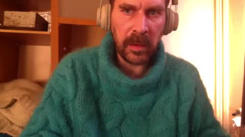 sweaterboy666 online show from January 27, 2025, 10:06 am