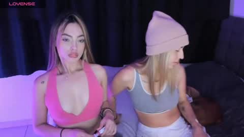 Mariana online show from April 26, 2026, 4:10 am