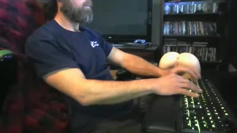 sweet1514 online show from November 26, 2025, 8:43 pm