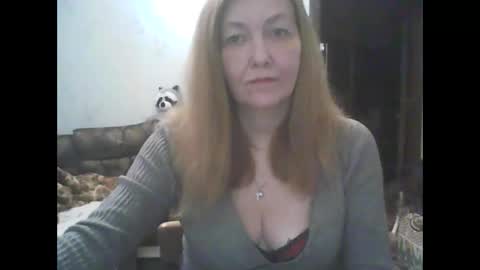 sweet4blonde609 online show from December 18, 2025, 9:48 am