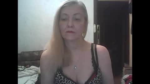 sweet4blonde67 online show from January 22, 2025, 7:45 pm
