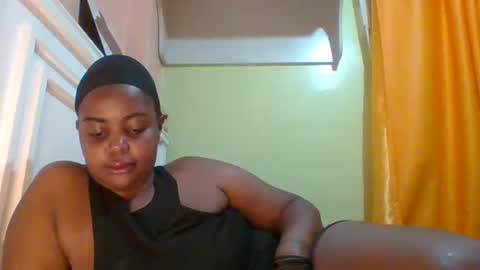 sweet52537 online show from September 18, 2025, 6:43 pm