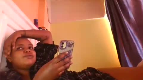 sweet52537 online show from March 31, 2026, 6:47 am