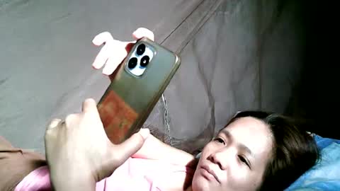 sweet818957 online show from February 21, 2025, 6:18 am