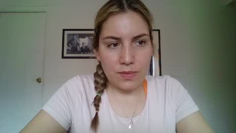 Snapshot of sweet__alana chatting on September 17, 2025, 6:42 pm Sweet  alana online show from September 17, 2025, 6:42 pm