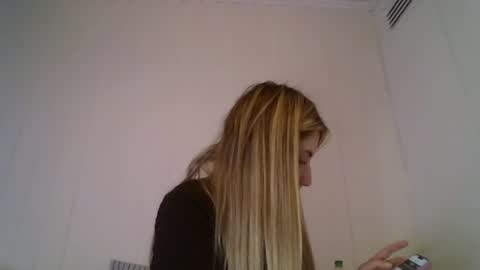 Snapshot of sweet__alana chatting on October 8, 2025, 10:51 pm Sweet  alana online show from October 8, 2025, 10:51 pm