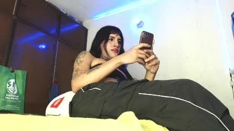 Snapshot of sweet__athena chatting on May 16, 2026, 2:41 am sweet__athena online show from May 16, 2026, 2:41 am