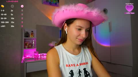 kitty online show from October 3, 2025, 3:31 pm