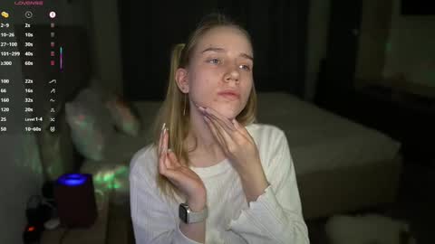 Snapshot of sweet__michelle chatting on November 2, 2025, 9:06 pm Michelle online show from November 2, 2025, 9:06 pm