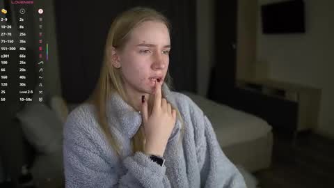 Snapshot of sweet__michelle chatting on November 24, 2025, 9:03 pm Michelle online show from November 24, 2025, 9:03 pm