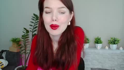 sweet__mooon online show from March 5, 2026, 7:48 am