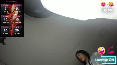 Vanessa online show from November 5, 2025, 3:39 am