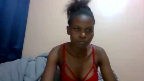 sweet_adora online show from February 6, 2025, 11:10 am