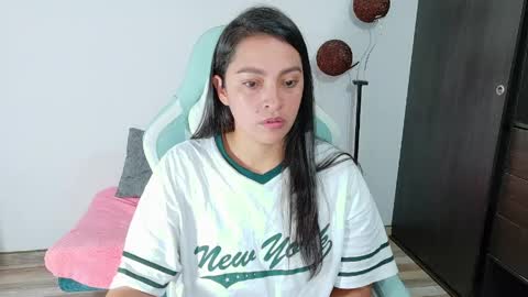 Snapshot of sweet_ahiana chatting on May 23, 2026, 12:31 pm ahinara online show from May 23, 2026, 12:31 pm
