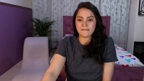 sweet_ahinara online show from September 8, 2025, 9:47 pm