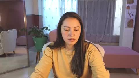 sweet_ahinara online show from November 17, 2025, 7:30 pm