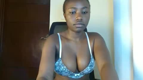 Snapshot of sweet_alexas80 chatting on March 26, 2026, 10:32 am sweet alexas80 online show from March 26, 2026, 10:32 am