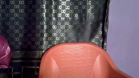 baby girl online show from October 26, 2025, 3:01 am