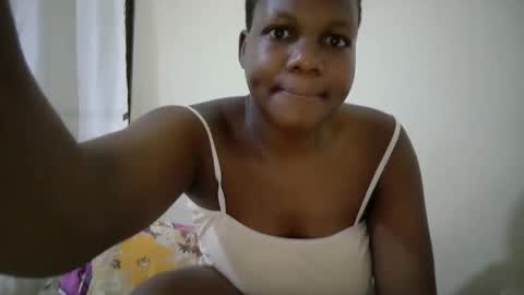 sweet_bella12 online show from November 10, 2025, 3:27 am