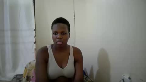 sweet_bella12 online show from November 11, 2025, 9:09 am