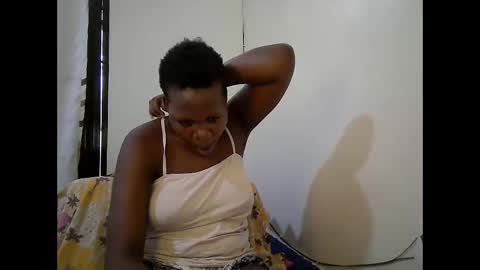 sweet_bella12 online show from November 18, 2025, 10:09 am