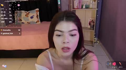 Candy online show from October 11, 2025, 3:54 pm