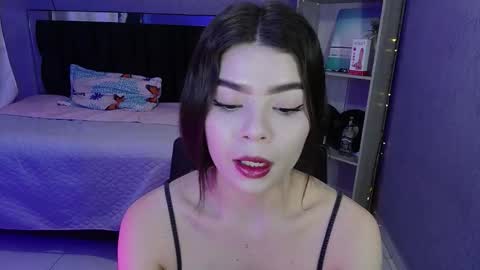 Candy online show from November 13, 2025, 3:11 pm